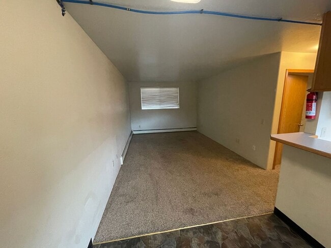 Photo - 1 BD, 1 BA Apartment Nestled Back on a Cul-de-Sac Unidad 4004 #3