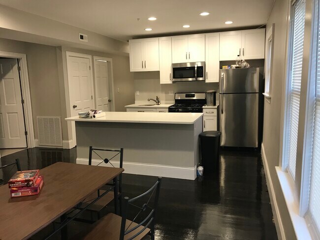 Photo - 275 Parker Hill Ave Unidad 3