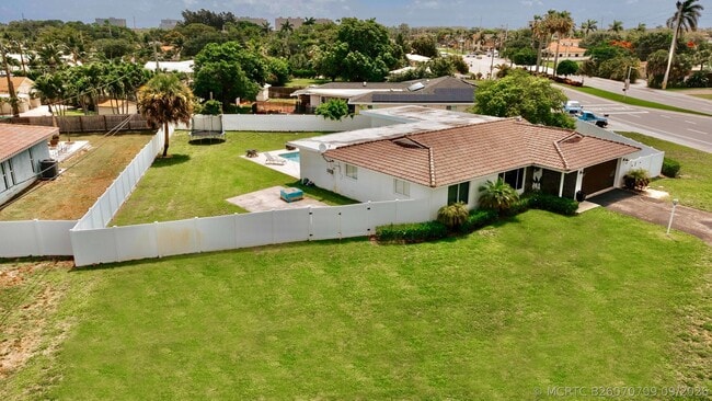 4000 NW 3rd Ave