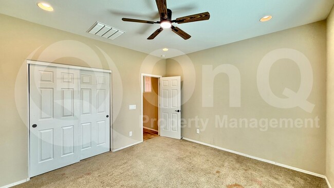 Photo - 6994 W Springfield Wy