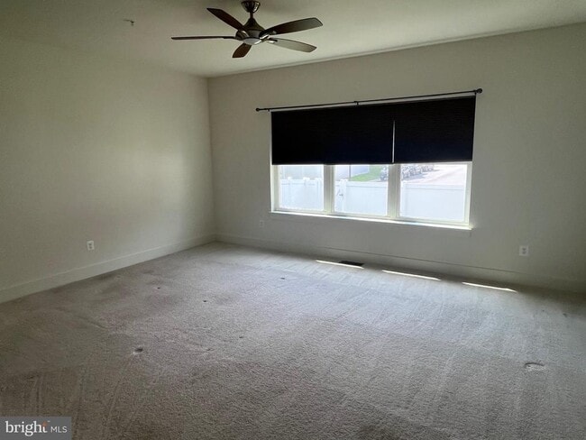 Photo - 1705 Willard Way
