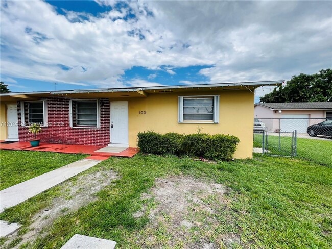 Photo - 103 SW 80th Ave Unidad 103