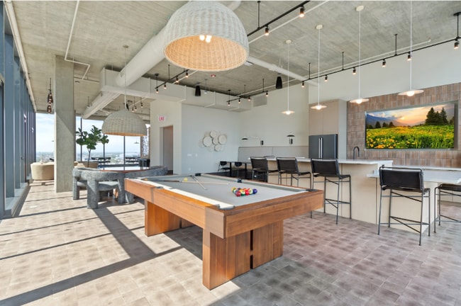 Photo - 1039 W Van Buren St