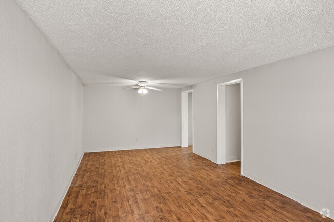 2BR, 1BA - 864SF -Living Room