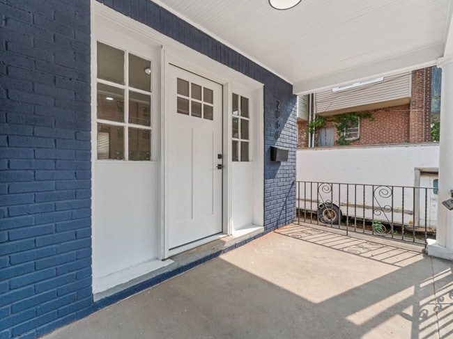 Photo - 2066 Eastburn Ave