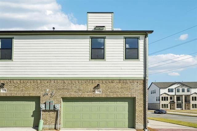 Photo - 1102 Bexar Ln