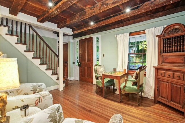 Photo - 83 Linden Ave