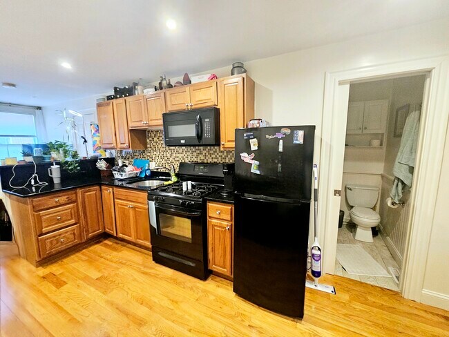 Photo - 61 Joy St Unit 1