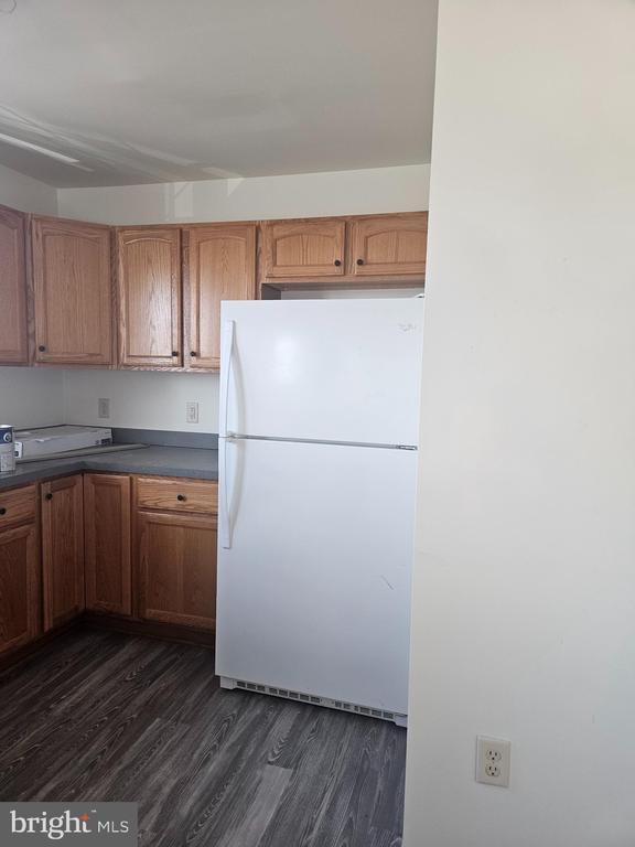 Building Photo - 35609 West Drive Unit 4