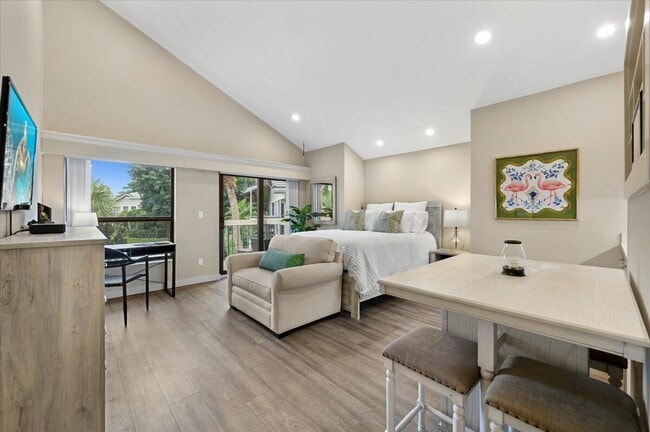 Building Photo - 11863 Wimbledon Cir Unit 543 Rental