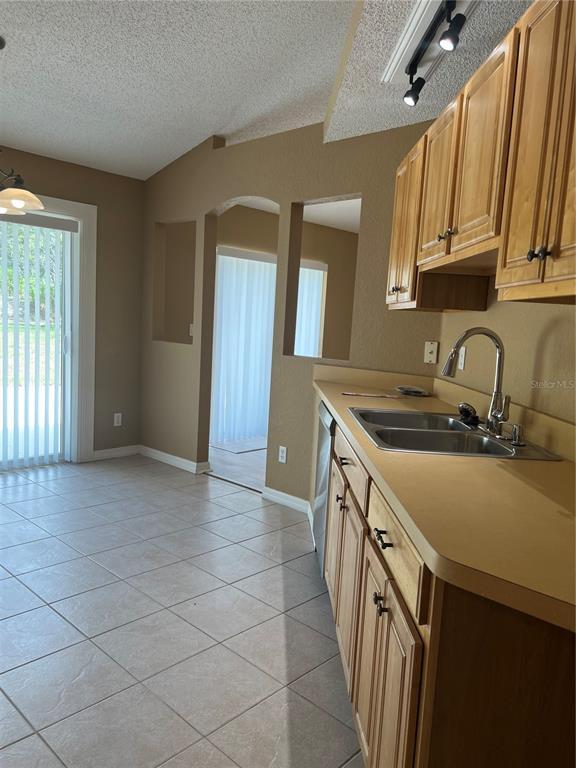 Photo - 16016 Mulhatton Rd