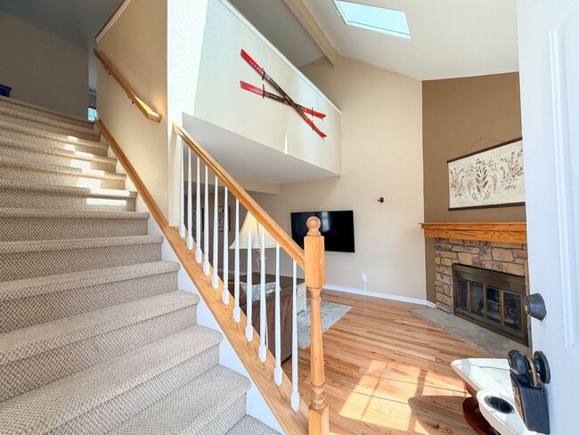 Photo - Open and Bright Corner Unit