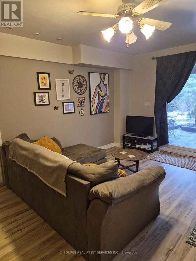 Photo - 124 Farley Dr