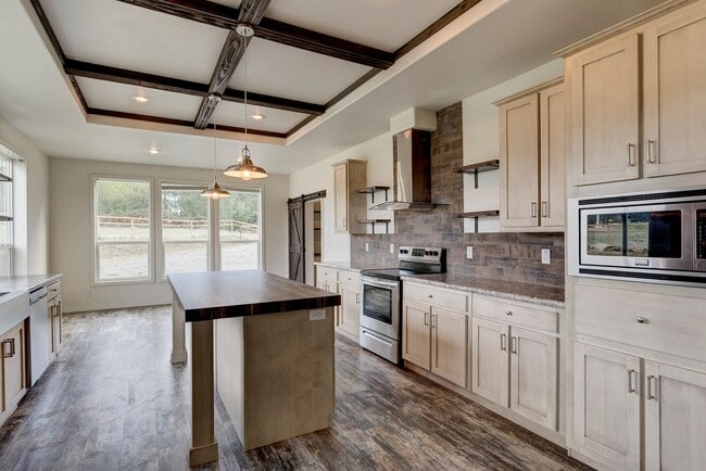 Photo - 3 Bed 2 Bath Pet Friendly Home
