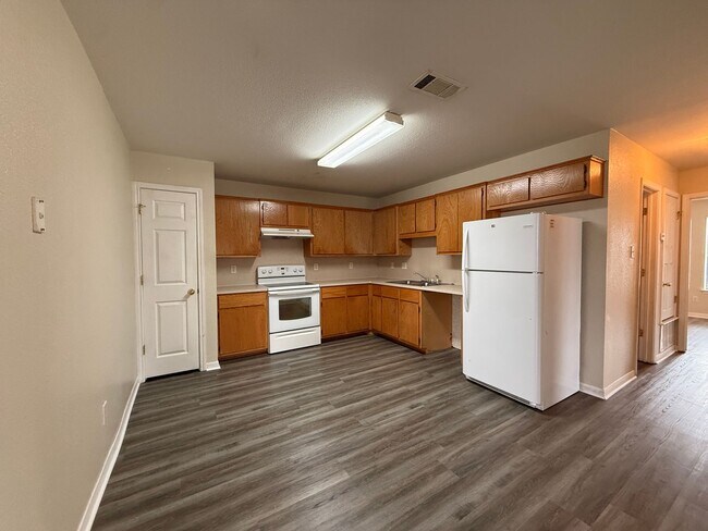 Photo - 108 Castellon Ct Unit 108-B Castellon Ct, KI