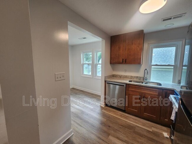Photo - 711 N 30th St Unit #2