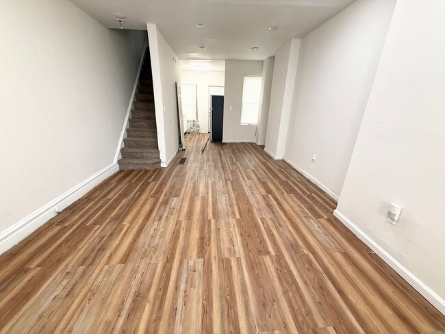 Photo - Stunning 2-Bed Townhome Near Temple University! Available NOW!