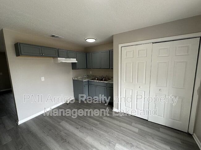 Photo - 457 Beech Ave
