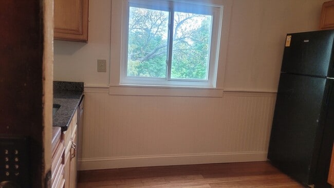 Photo - 23 Desmond Rd Unit 2
