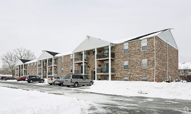 Primary Photo - Parkside Apartments