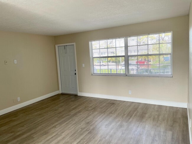 Photo - 3481 Helena Dr Unit 11