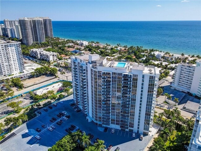 Building Photo - 2841 N Ocean Blvd Rental