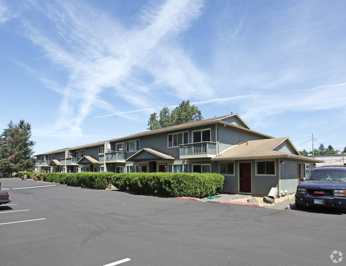 Photo - Greenfield Apartments