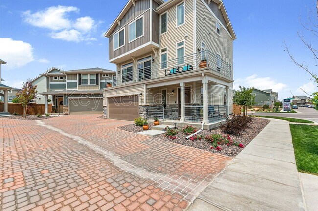 Photo - 10145 Zeno St