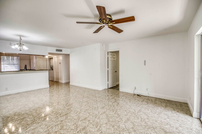 Photo - 9200 SW 3rd St Unit 109