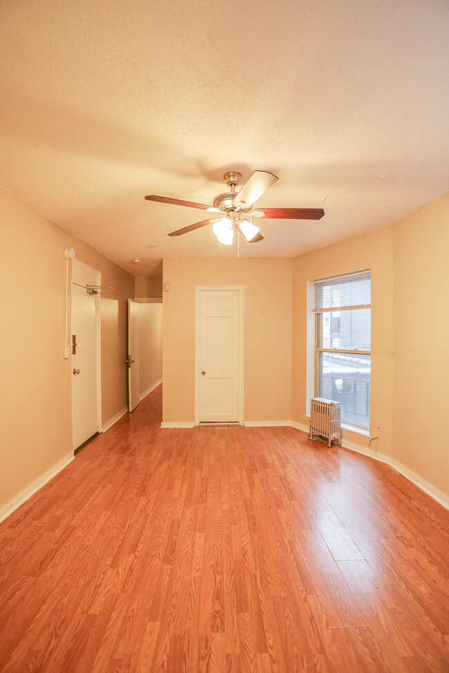 Photo - 911 W Lawrence Ave Unidad #906