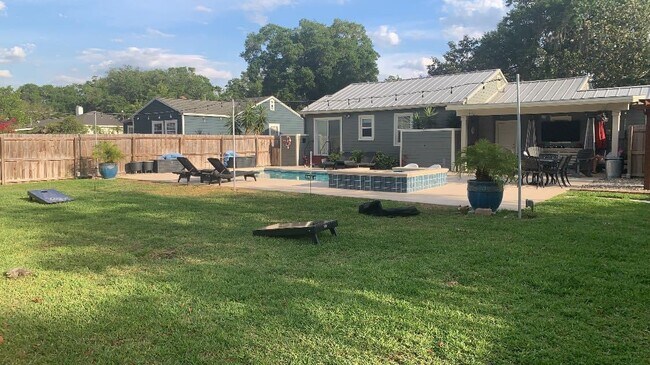 Photo - 1345 W Smith St