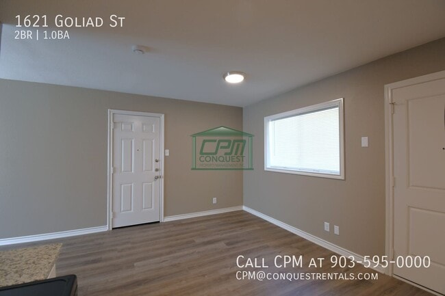 1621 Goliad St