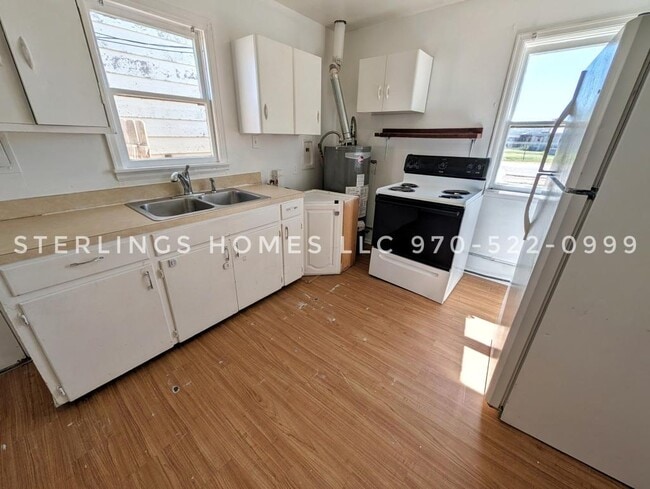 Photo - 831 Hamilton St