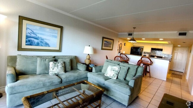 Building Photo - 4908 Gulf Blvd Rental