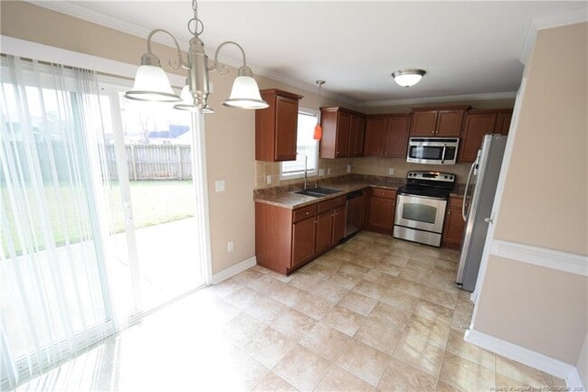 145 Harcourt Pl