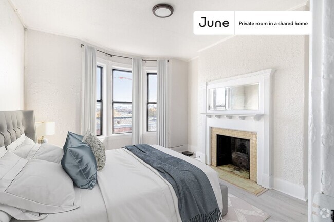 Building Photo - Private bedroom in 4 bed/1 bath Home