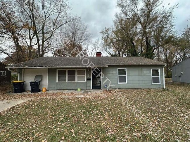 Building Photo - Updated Single Family Home in KC