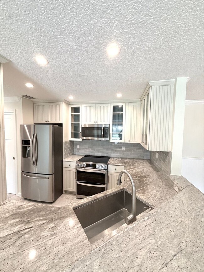 500 Sandiron Cir