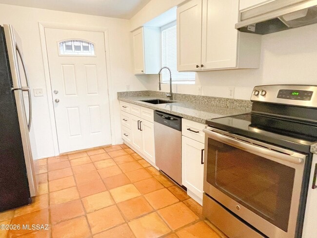 Photo - 1404 W Fresno St Unit 1