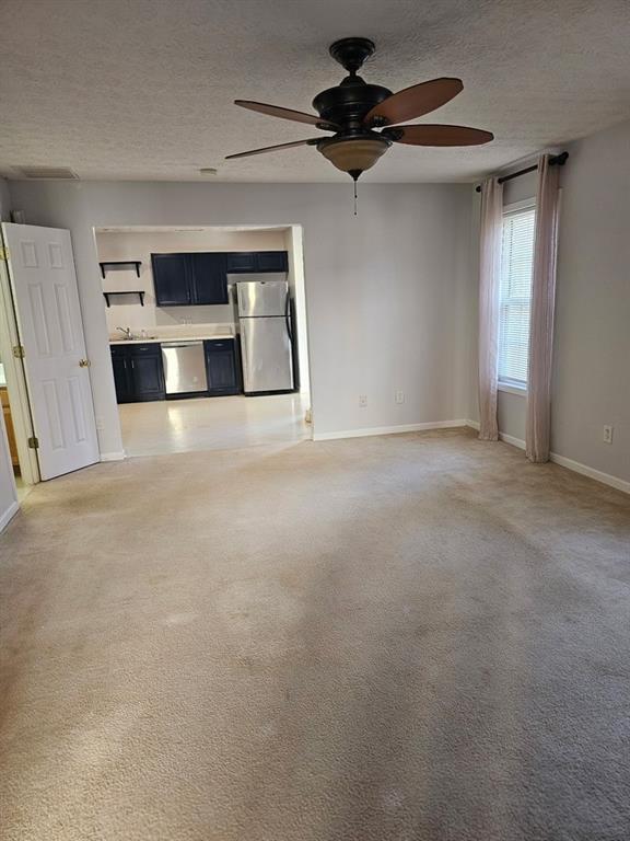 Photo - 5425 Village Green Square