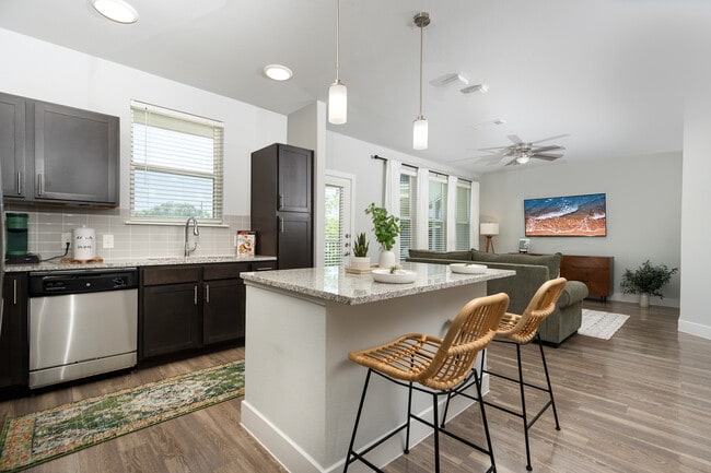 Sage Stone Oak-2 - Sage Stone Oak 55+ Active Adult Apartment Homes