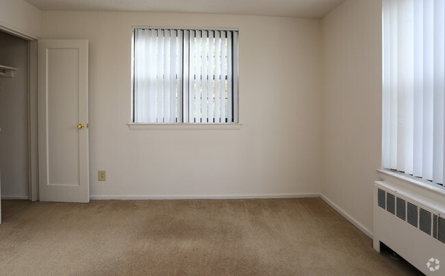 2 Bedroom 1 Bath 800sqft