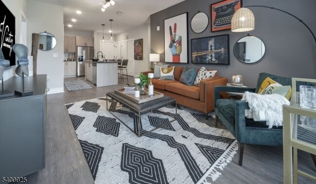 Building Photo - 100 Union St Unit 351