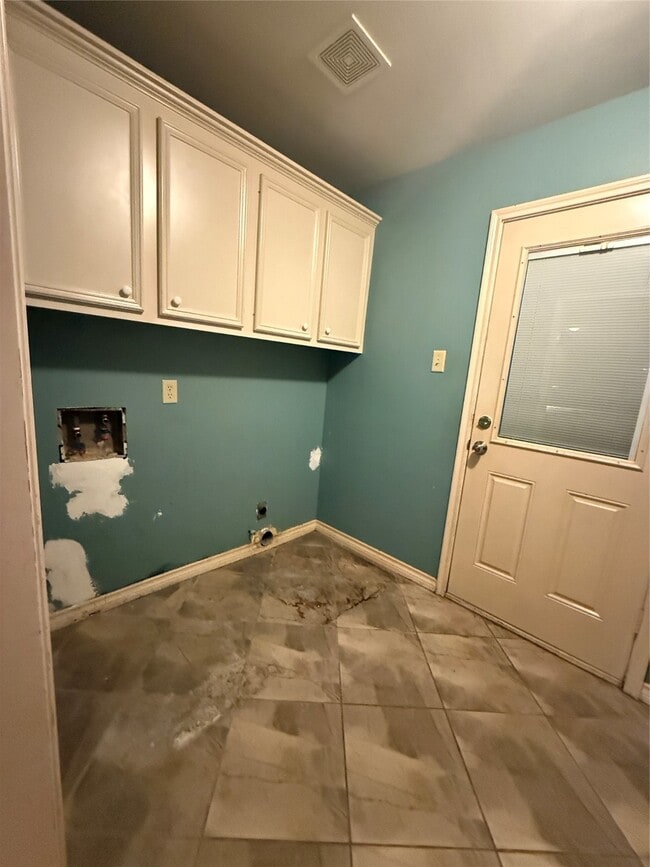 Photo - 15030 Margeson St