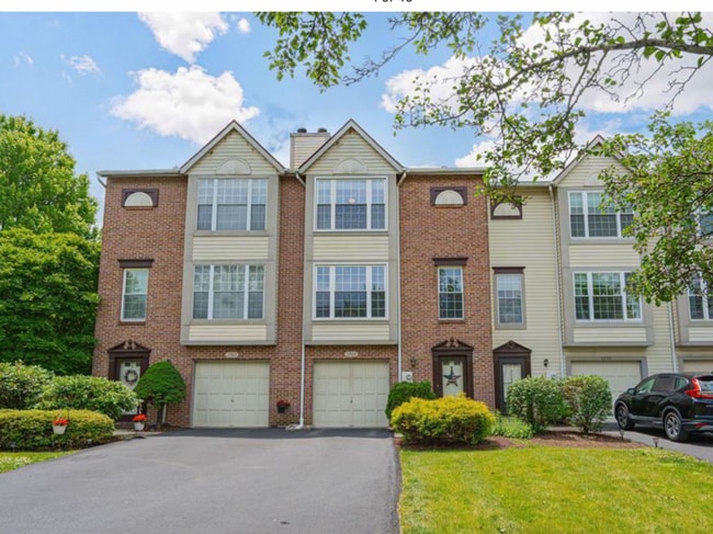 Photo - 2760 Red Oak Cir