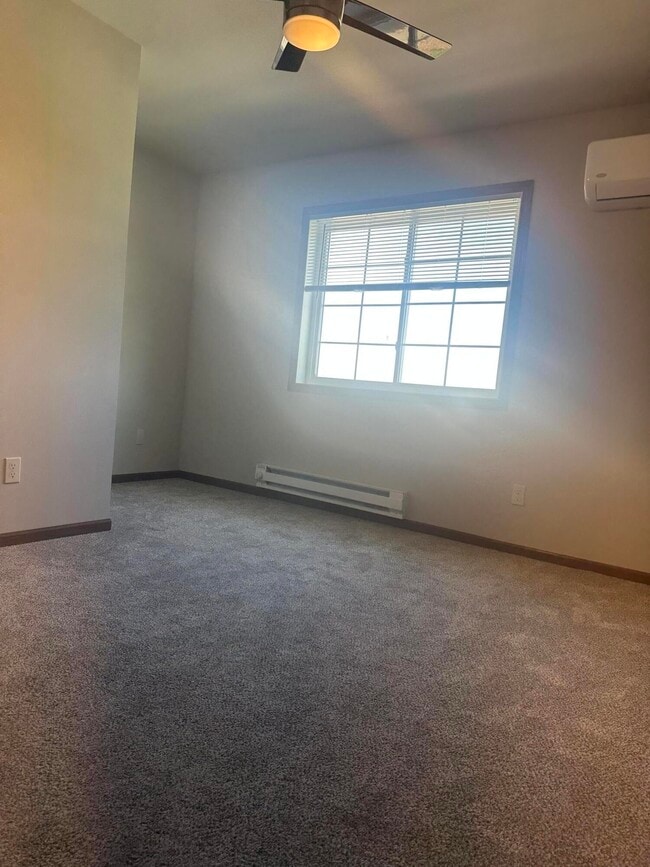 Photo - 1325 Hagar St
