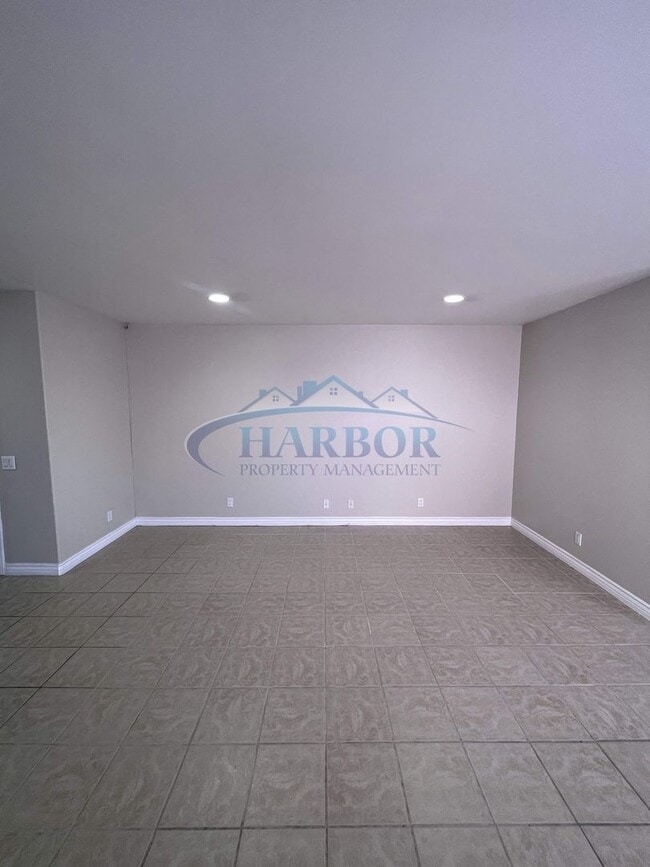 Photo - 1020-1024 S. Gaffey Street Unidad 1020