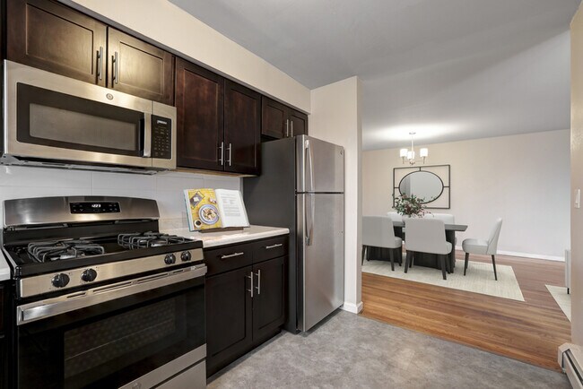 Photo - Westmount Village