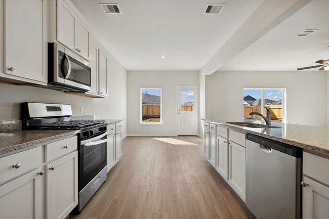 Photo - 376 Fastboy Ln