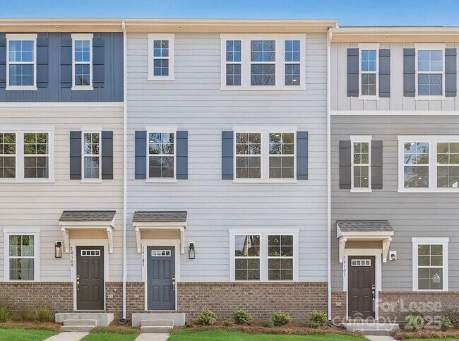 Building Photo - 14105 Alley Mae